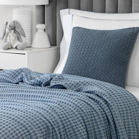 Покрывало Togas Олли темно-серое 150х200 см