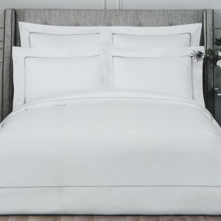 Комплект постельного белья Togas Джаспер белый с серым Двуспальный кинг сайз