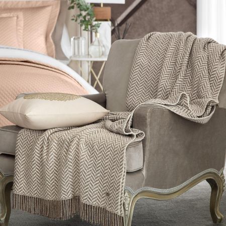 Плед Togas Фортье бежевый с коричневым 140х200 см