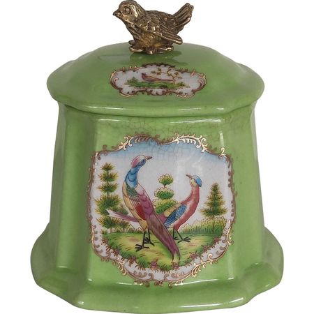 Шкатулка Glasar зеленая с птичкой 10x9x10 см