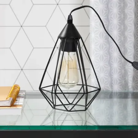 Настольная лампа декоративная Inspire Byron цвет черный настольная рождественская елка