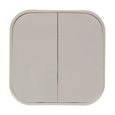 Выключатель проходной 2 клавиши цвет Legrand Quteo IP20 10A 250В винтовые зажимы накладной монтаж слоновая кость