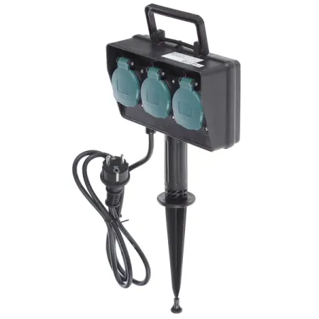 Удлинитель на пике Electraline 3 розетки с заземлением 3x1 мм 1.5 м цвет черный