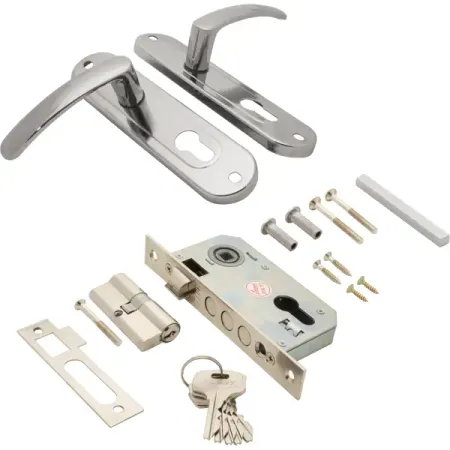 Замок врезной с дверными ручками на планке Зенит ЗВ7-60.1-02 хром