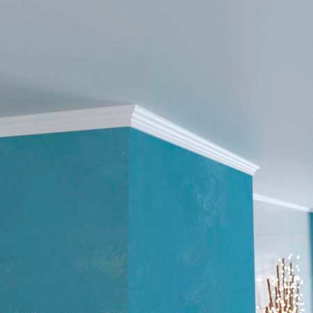 Плинтус потолочный из экополимера ударопрочный 25х15х2000 мм Cosca KX010