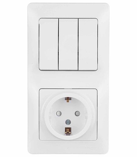 Блок выключатель и розетка Systeme Electric Glossa трехклавишный встраиваемый белый со шторками (GSL000178)