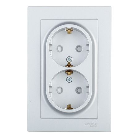 Розетка Systeme Electric AtlasDesign встраиваемая алюминий со шторками (ATN000326)