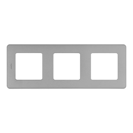 Рамка Legrand Inspiria трехместная дымчатая (673957)