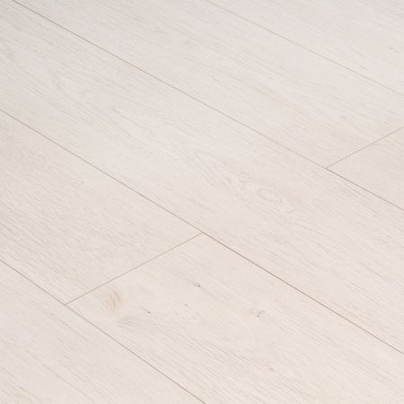 Ламинат 33 класс Egger Home дуб ривалго белый 1,99 кв.м 8 мм с фаской