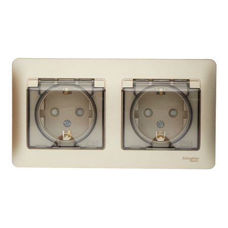 Розетка Systeme Electric Glossa встраиваемая титан со шторками с крышкой (GSL000447)