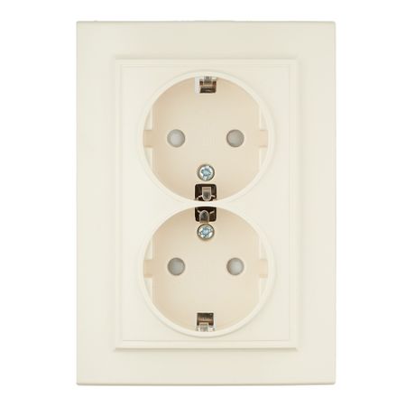 Розетка EKF Минск встраиваемая бежевая со шторками (ERR16-128-200)