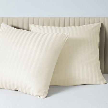 Комплект наволочек Экрю страйп-сатин 40156 комплект наволочек cottonika 70х70см 2шт сатин страйп бордовый арт кн77стр борд