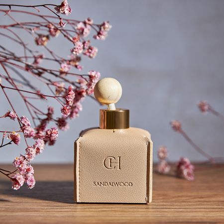 Диффузор Сандал/Sandalwood для автомобиля, 50 мл задний бампер автомобиля диффузор спойлер с насадками для выхлопных газов полипропиленовый задний гоночный кузов для alfa romeo giulia base 2017 2022