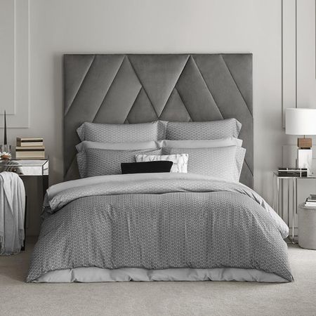 Комплект постельного белья Togas Парти серый Двуспальный евро