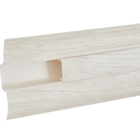 Плинтус напольный «Дуб силк» высота 62 мм, длина 2.5 м