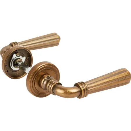 Дверные ручки Fuaro Demetra без запирания цвет античная бронза