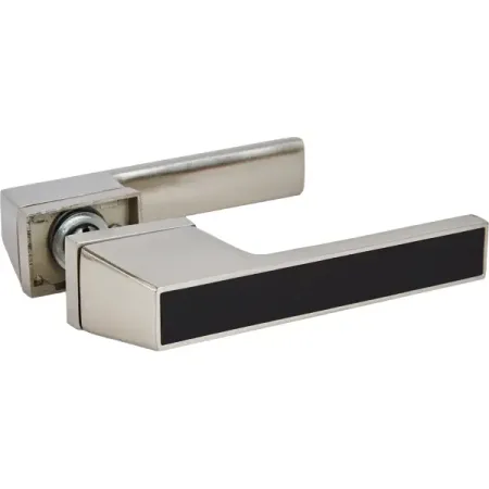 Дверные ручки Fuaro Titan без запирания цвет никель/черный
