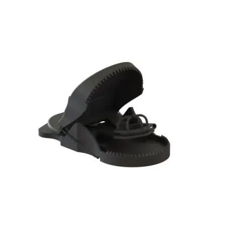 Ловушка крысоловка большая 14x7 см пластик черный михаил петрович любимов роковая ловушка