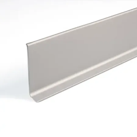 Плинтус напольный высота 60 мм, длина 2.5 м