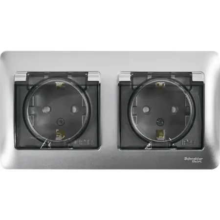 Розетка двойная встраиваемая влагозащищенная Systeme Electric Glossa с заземлением со шторками IP44 в сборе цвет алюминий