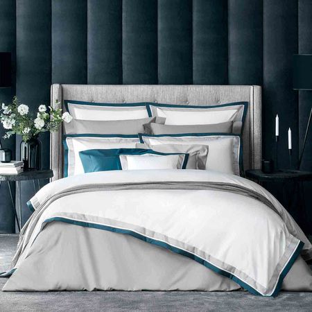 Комплект постельного белья Togas Паллада бело синяя/серая Семейный/дуэт