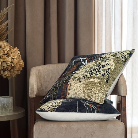 Подушка декоративная Togas Ранци темно-серая 45x45 см