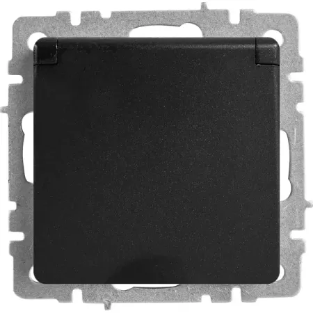 Розетка встраиваемая влагозащищенная IEK Brite РСбш10-3-44-БрЧ с заземлением с крышкой и шторками IP44 цвет черный