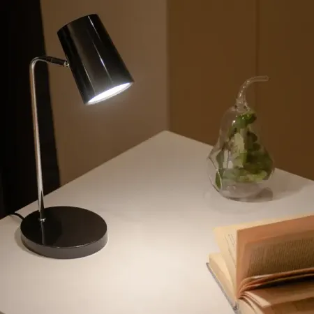 Настольная лампа светодиодная Uniel B600 нейтральный белый свет цвет черный, с регулировкой яркости