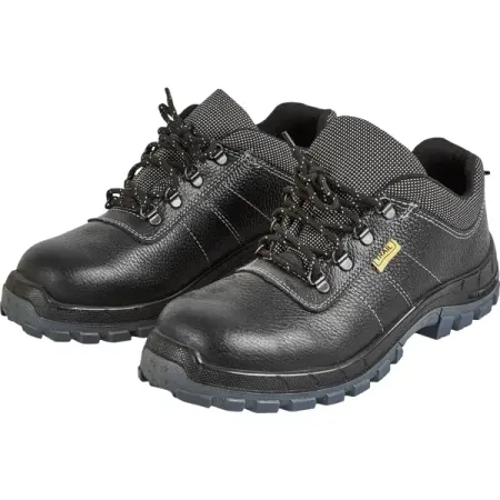 Полуботинки Трейл Джи размер 42 цвет черный водонепроницаемый пластиковый переключатель 4 контакта 220в