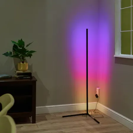 Торшер светодиодный T630 регулируемый белый свет, RGB цвет черный yanke noguchi akari напольный торшер из рисовой бумаги