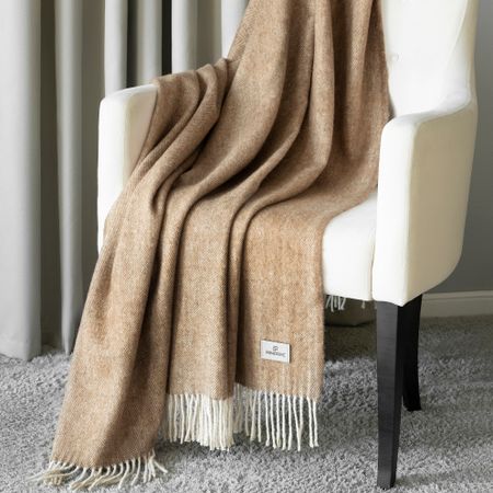 Плед Prime Prive Ларс бежево-коричневый 140х200/10х2 см