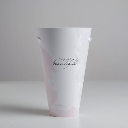 Переноска круглая на лентах Дарите Счастье You are beautiful 15x23,3x7,5 см френсис скотт фицджеральд the beautiful and damned