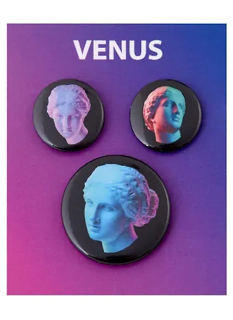 Набор значков Венера в 3D (разные ракурсы) (металл) (2 шт 25мм, 1 шт 38мм)