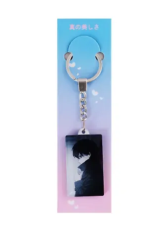 Брелок Аниме Синтонимы Персонаж в плаще (ч/б) (Медина Мирай) (акрил) (3х5)