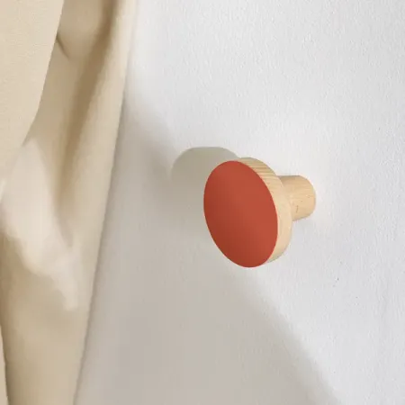 Вешалка настенная Rondo Coctail 1 крючок 6x6x4.7 см цвет красный привод мотора lh rh 6pin для передней двери kia carens 2007 2012 модель hyundai h1 grand starex rondo citra i800