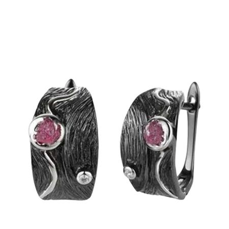 Серебряные серьги с корундами и фианитами с белым и черным родированием