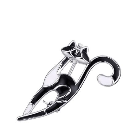 Брошь из серебра с эмалью