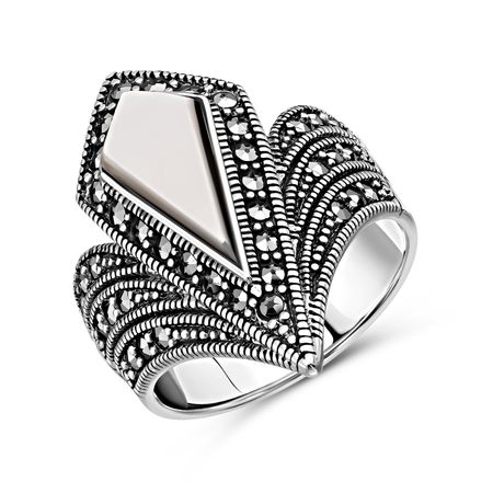 Серебряное кольцо с перламутром и марказитами с чернением