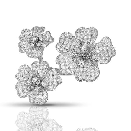 Серебряное кольцо с фианитами из коллекции КЛЕВЕР