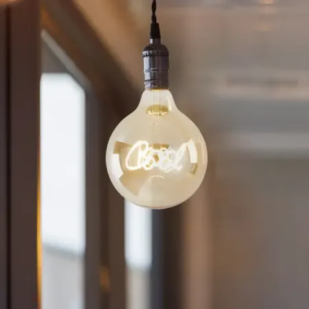 Лампа светодиодная Voltega Cool 8554 E27 230 В 4 Вт шар 320 лм теплый белый свет напольная лампа saloeelaitte тканевая теплый свет