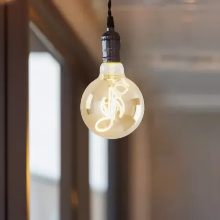 Лампа светодиодная Voltega 8557 E27 4 Вт теплый белый свет напольная лампа saloeelaitte тканевая теплый свет