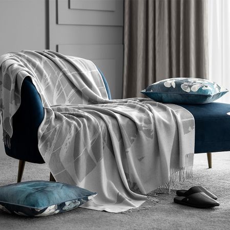 Плед Togas Эйдерос белый/светло-серый 130х180 см