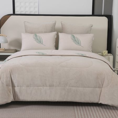 Комплект постельного белья Sofi De Marko Роберто №13 с 2 одеялами Семейный