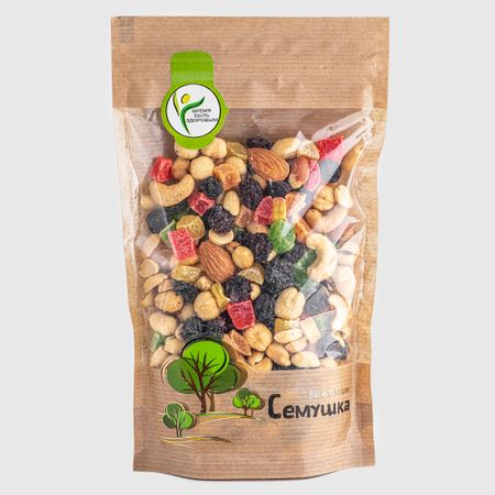 Смесь жареных орехов Семушка сладкая с цукатами 250 г