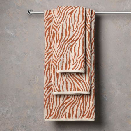 Полотенце Sofi de Marko Мартин розовое 100х150 см линор горалик мартин не плачет