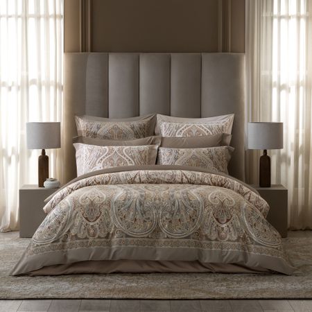 Комплект постельного белья Togas Алькан коричневый Семейный