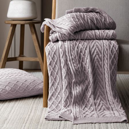 Покрывало Togas Марсили розовый 150x200 см