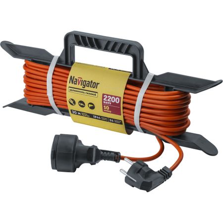 Удлинитель Navigator с заземлением 30 м на катушке 2,2 кВт 1 розетка ПВС 3х1 кв.мм IP44