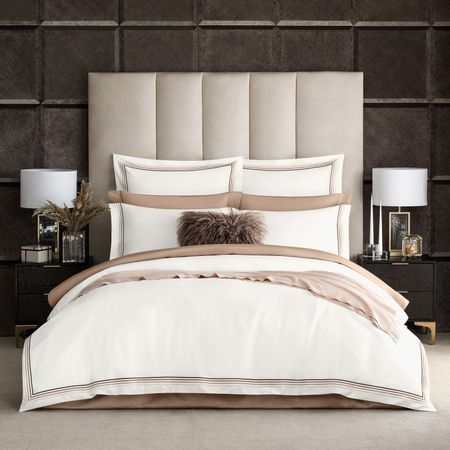 Комплект постельного белья Togas Линари белый/коричневый Двуспальный евро