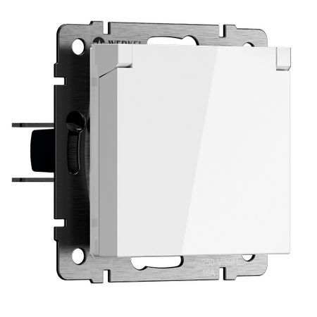 Розетка Werkel встраиваемая белая со шторками с крышкой (a069588)